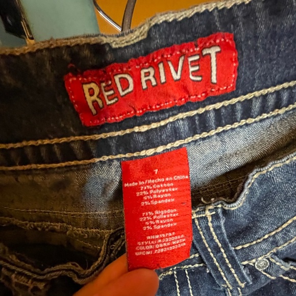 Red Rivet bell bottom jeans sz 7 - Picture 5 of 11